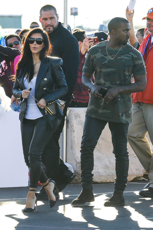 Kim Kardashian et Kanye West arrivent au stade de l'Université de Phoenix, théâtre du Super Bowl XLIX. Glendale, Arizona, le 1er février 2015.