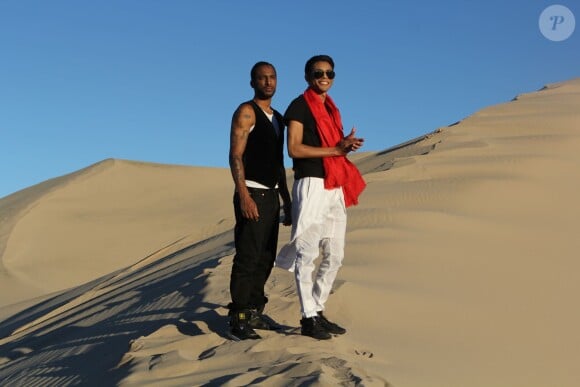 Exclusif - Stomy Bugsy et Brandon Howard, le prétendu fils caché de Michael Jackson, sur le tournage du clip de leur chanson "I'm Fly" dans le désert du Nevada le 23 décembre 2014.