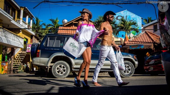 Exclusif - La belle Vanessa Lawrens et Julien Guirado ont fêté les un an de leur relation amoureuse à Punta Cana en République dominicaine. Janvier 2015.