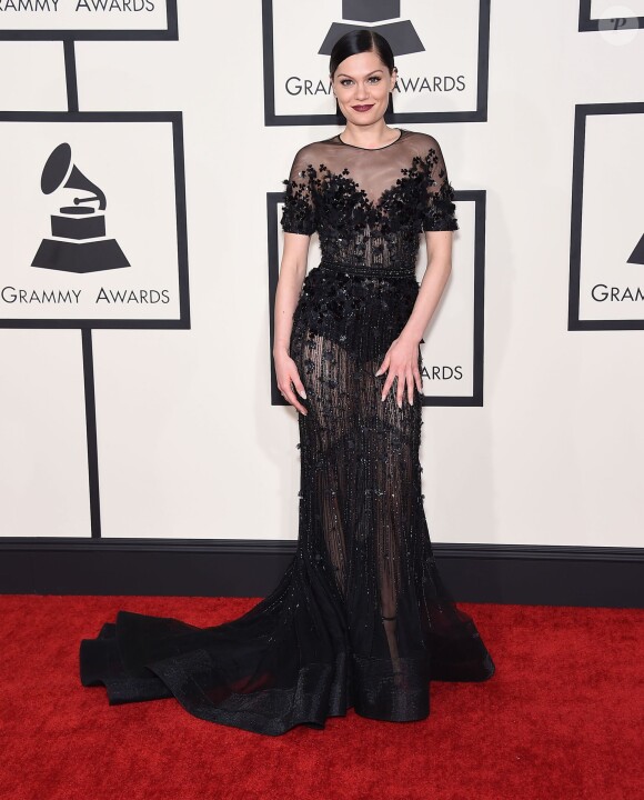 Jessie J assiste aux 57e Grammy Awards au Staples Center, habillée d'une robe haute couture Ralph & Russo (collection automne-hiver 2014). Los Angeles, le 8 février 2015.