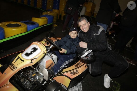 Maxime Van Laer et son fils - Evénement "Une Course pour la vie" organisée par l'association Meghanora afin de récolter des fonds pour la tumeur rénale de l'enfant. Karting de Wissous, le 8 février 2015.