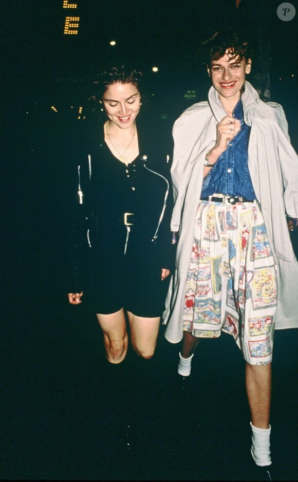 Madonna et Sandra Bernhard à New York, le 26 juin 1990.