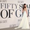 Dakota Johnson (en Saint Laurent) - Première du film "50 Nuances de Grey" à Londres, e 12 février 2015.