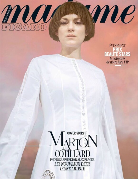 Marion Cotillard en couverture de Madame Figaro, une évocation de Jeanne d'Arc par Alex Prager, dans le supplément du 13-14 février 2015.