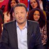 Arthur présente Les Enfants de la télé sur TF1. (Emission diffusée le vendredi 13 février 2015.)