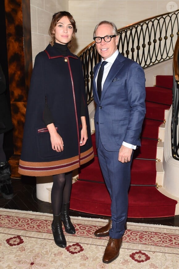 Alexa Chung et Tommy Hilfiger assistent à la soirée des 30 ans de la marque Tommy Hilfiger à New York. Le 16 février 2015.