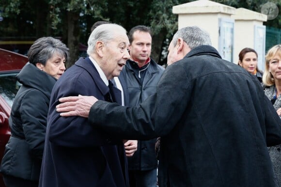 Charles Pasqua - Charles Pasqua a assisté aux obsèques de son fils Pierre-Philippe en l'église Notre-Dame des Chênes, dans sa ville natale de Grasse le 17 février 2015.