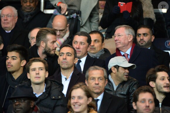 David Beckham, Sir Alex Ferguson, Youri Djorkaeff, Jamel Debbouze, Lilian Thuram et  Pierre Sarkozy lors du match de ligue de champions entre le PSG et Chelsea, au Parc des Princes à Paris le 17 février 2015