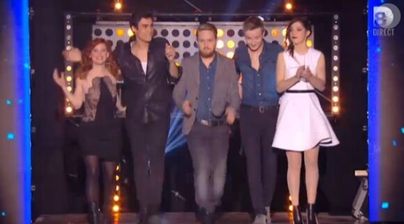 Emji, Martial, Mathieu, Micka et Pauline sur le plateau de Nouvelle Star, sur D8, le 19 février 2015