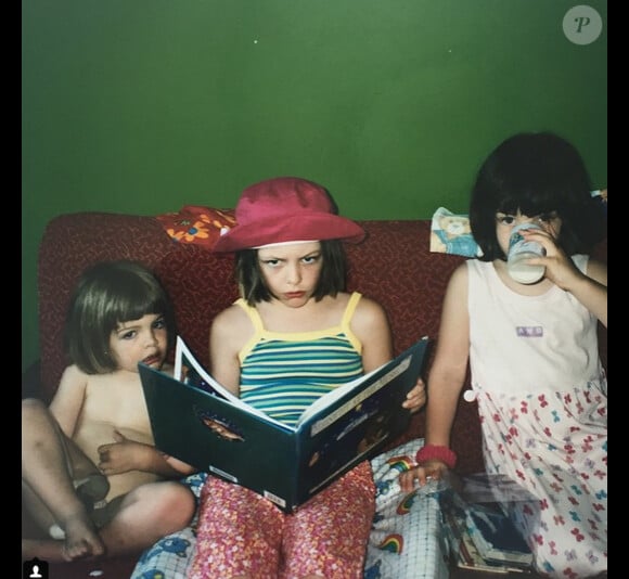 Sonja Yelich a ajouté une photo de ses trois filles dont la chanteuse Lorde, sur son compte Instagram le 28 février 2015