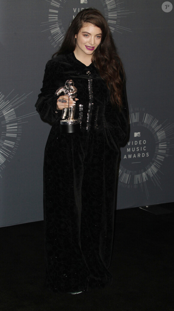 Lorde lors de la Cérémonie des MTV Video Music Awards à Inglewood. Le 24 août 2014  