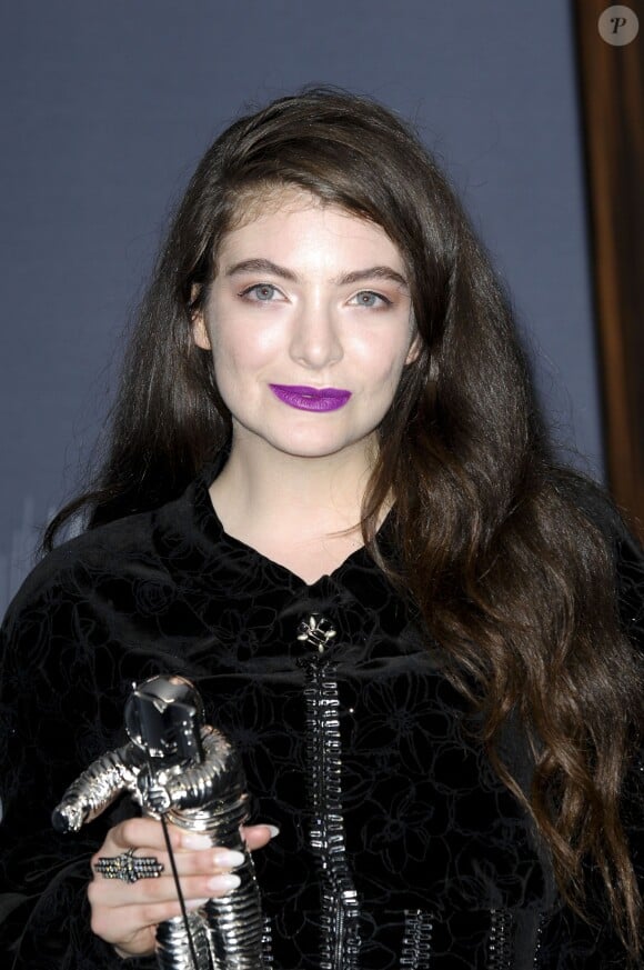 Lorde à la Cérémonie des MTV Video Music Awards à Inglewood. Le 24 août 2014  