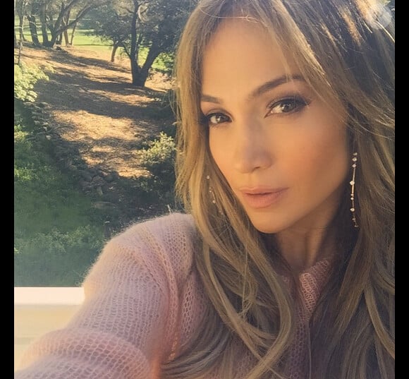 Jennifer Lopez a ajouté une photo sur son compte Instagram, le 28 février 2015.
