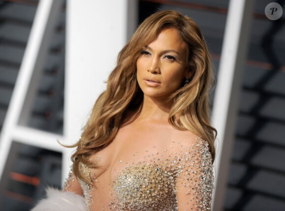 Jennifer Lopez lors de la soirée Vanity Fair pour les Oscar Party à Los Angeles le 22 février 2015