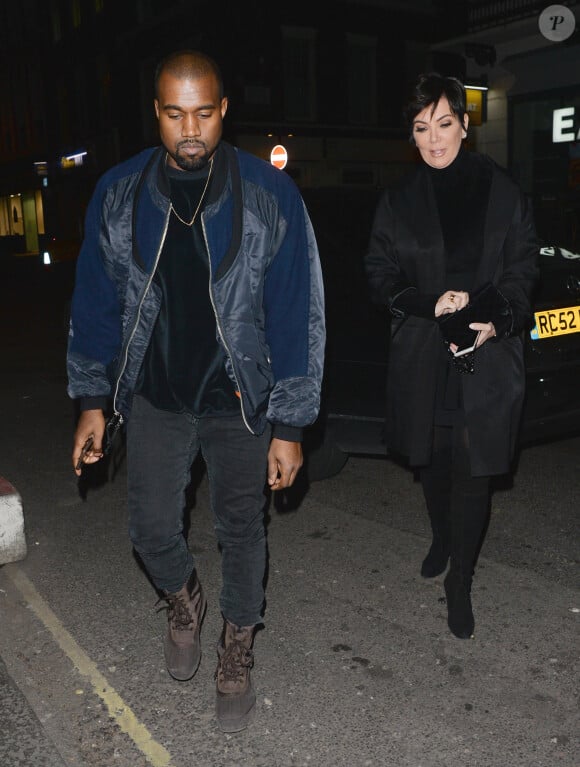 Kanye West et sa belle-mère Kris Jenner arrivent à l'Arts Club à Londres, le 2 mars 2015.