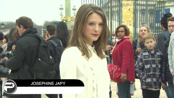 Joséphine Japy sexy face à Stromae et les Zoolander chez Valentino