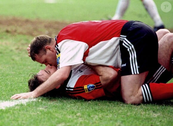 Paul Gascoigne et Ally McCoist lors d'un match de Coupe d'Ecosse le 9 mars 1996