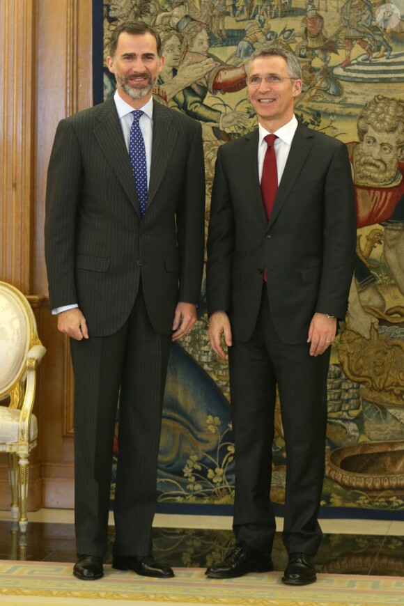 Le roi Felipe IV d'Espagne recevait Jens Stoltenberg, le secrétaire général de l'OTAN, au palais de la Zarzuela à Madrid, le 12 mars 2015.