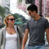 Novak Djokovic et sa belle Jelena Ristic, amoureux dans les rues de West Hollywood, le 10 mars 2015