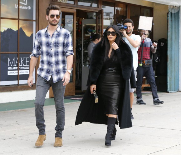 Kim Kardashian et Scott Disick à Woodland Hills, Los Angeles, le 30 janvier 2015.