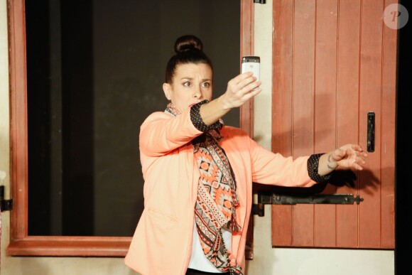 Exclusif - Mélanie Kah - Générale de la pièce de théâtre "La famille est dans le pré" au théâtre Edgar à Paris le 16 mars 2015.