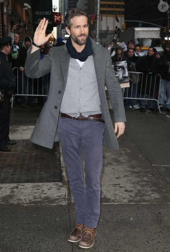 Ryan Reynolds arrive sur le plateau de l'émission "Late Show With David Letterman" à New York, le 4 février 2015.