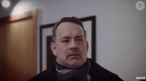 Le 15 mars 2015, Rita Wilson a dévoilé le vidéo clip de sa nouvelle chanson Girl Night In dans lequel son mari Tom Hanks ainsi que son amie Sara Bareilles font une apparition !