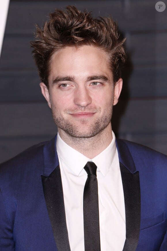 Robert Pattinson à la soirée post-Oscars de Vanity Fair à Beverly Hills, Los Angeles. Le 22 février 2015.
