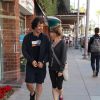 Renée Zellweger et son compagnon dans les rues de Beverly Hills, le 23 mars 2015.