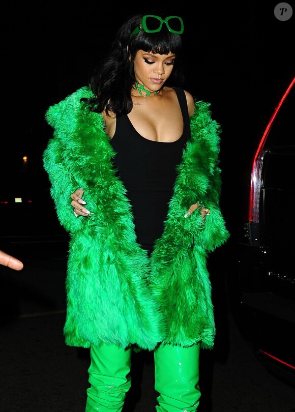 Rihanna se rend au restaurant Giorgio Baldi à Santa Monica, à l'issue des iHeartRadio Music Awards. Le 29 mars 2015.
