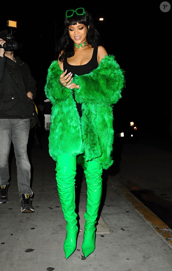 Rihanna se rend au restaurant Giorgio Baldi à Santa Monica, à l'issue des iHeartRadio Music Awards. Le 29 mars 2015.