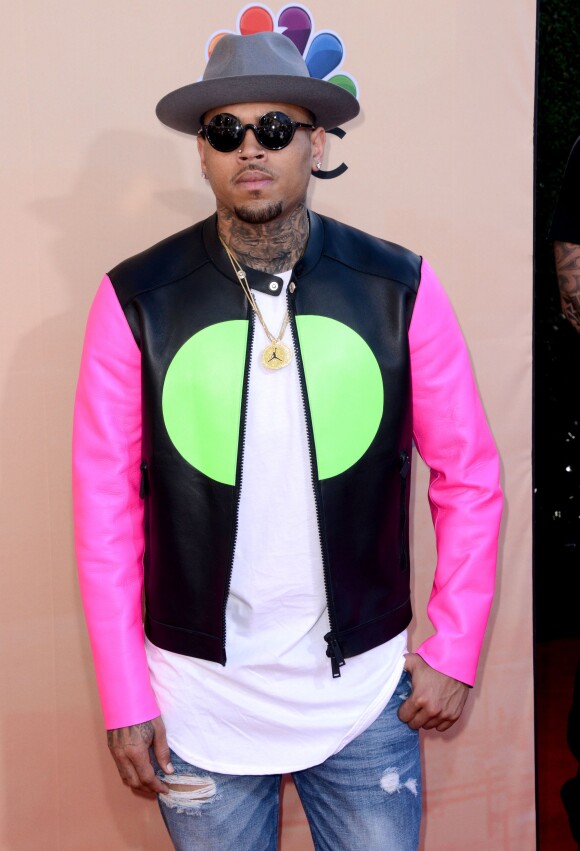 Chris Brown assiste aux iHeartRadio Music Awards 2015 au Shrine Auditorium. Los Angeles, le 29 mars 2015.