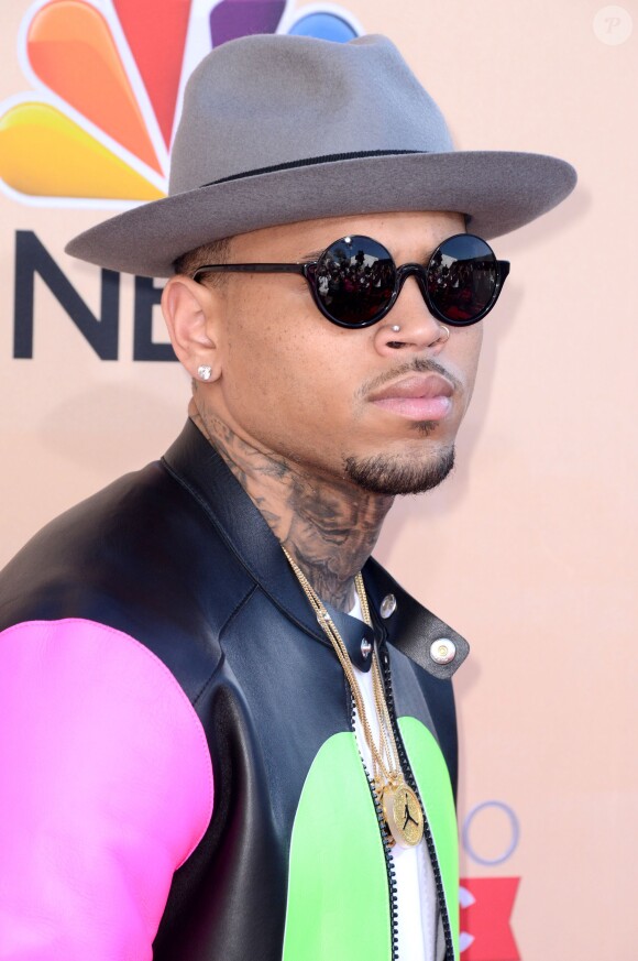Chris Brown assiste aux iHeartRadio Music Awards 2015 au Shrine Auditorium. Los Angeles, le 29 mars 2015.