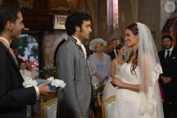 LLucie Lucas et Benoît Michel dans l'épisode final de la saison 5 de Clem "Ça y est je marie ma fille", le lundi 30 mars 2015 sur TF1
