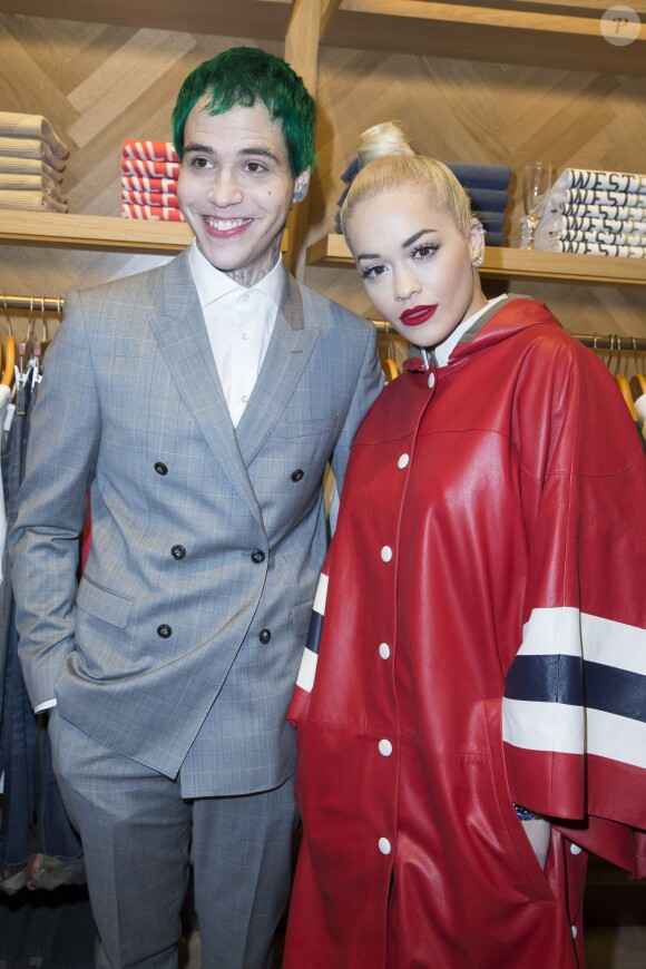 Richard Hilfiger et sa compagne Rita Ora à l'Inauguration de la boutique Tommy Hilfiger Bd des Capucines à Paris le 31 mars 2015.