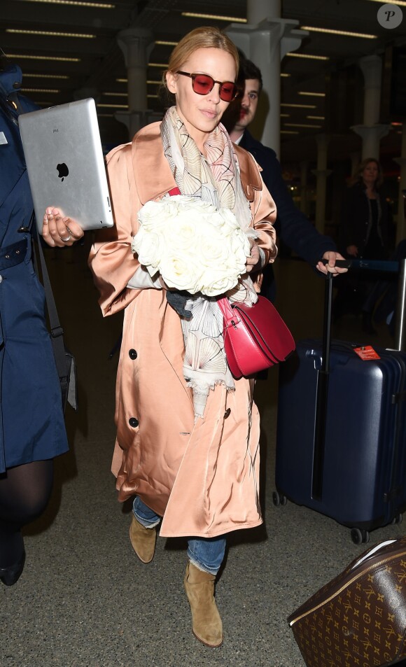 Kylie Minogue à la gare King's Cross à Londres, le 1er avril 2015.