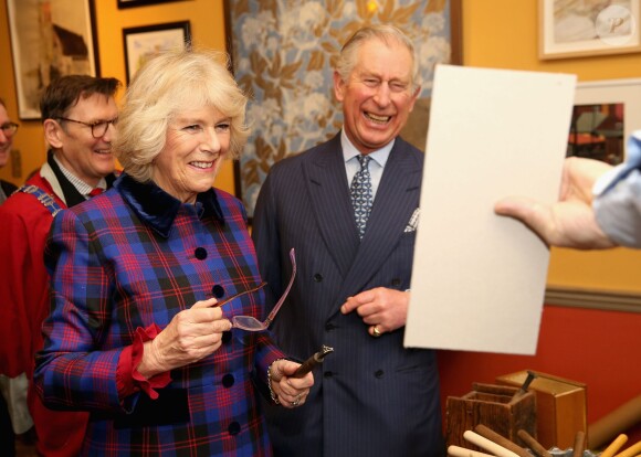 Le prince Charles et la duchesse Camilla visitant la Art Worker's Guild à Londres, le 5 février 2015.