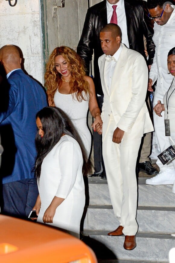 Beyoncé et son mari Jay-Z à la fête du mariage de Solange Knowles et Alan Ferguson sur le thème de "Mardi Gras" dans le quartier français de la Nouvelle-Orléans, le 16 novembre 2014.  