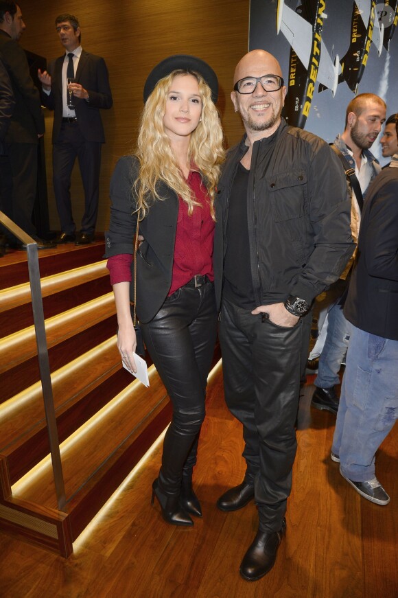 Exclusif - Pascal Obispo et sa compagne Julie Hantson - Cocktail à l'occasion du lancement du modèle Breitling Cockpit B50 à Paris le 9 avril 2015.