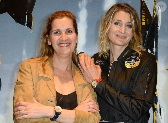 Exclusif - Valérie Pierson (directrice générale Breitling France) et Aude Lemordant (championne du monde de voltige aérienne) - Cocktail à l'occasion du lancement du modèle Breitling Cockpit B50 à Paris le 9 avril 2015.