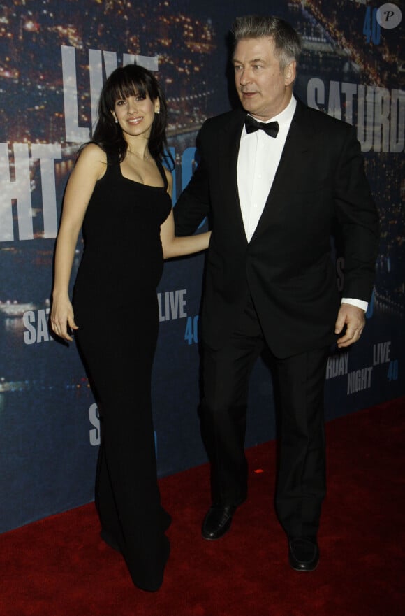 Alec Baldwin et sa femme Hilaria Thomas enceinte - Gala d'anniversaire des 40 ans de Saturday Night Live (SNL) à New York, le 15 février 2015. 