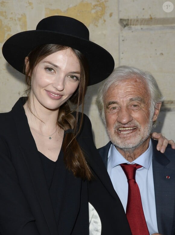 Jean-Paul Belmondo et sa petite fille Annabelle Waters Belmondo - Soirée du cinquième anniversaire du musée Paul Belmondo à Boulogne-Billancourt le 13 avril 2015. 