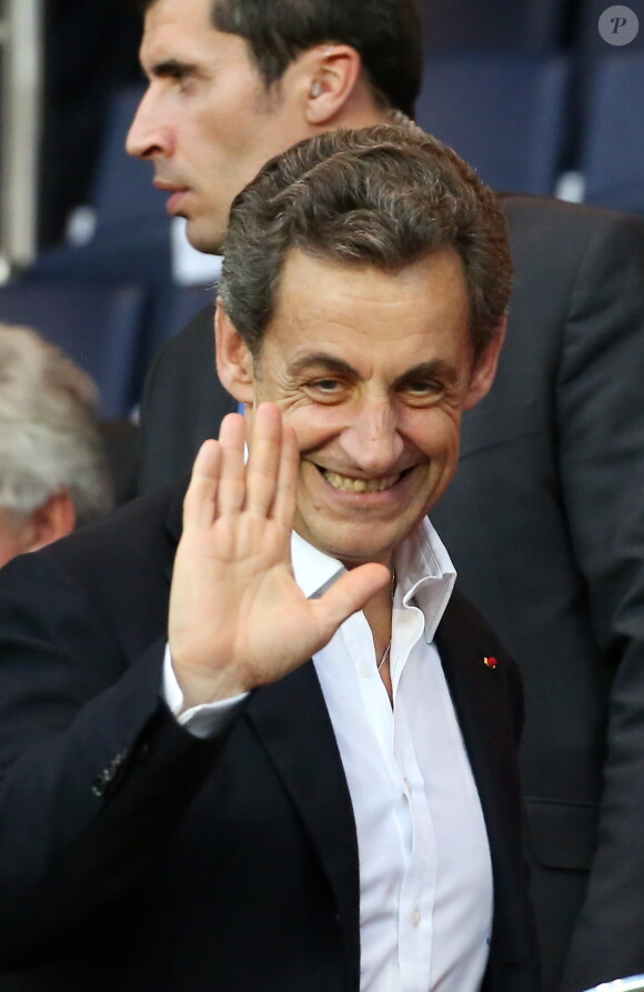 Nicolas Sarkozy lors de la rencontre entre le Paris Saint-Germain et le FC Barcelone en quart de finale de la Ligue des champions, le 15 avril 2015 au Parc des Princes à Paris