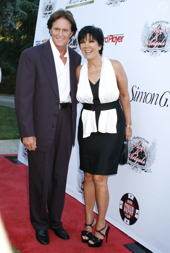 Bruce et Kris Jenner au tournoi de poker Aces & Angels Celebrity à la Playboy Mansion à Beverly Hills, le 11 juillet 2009