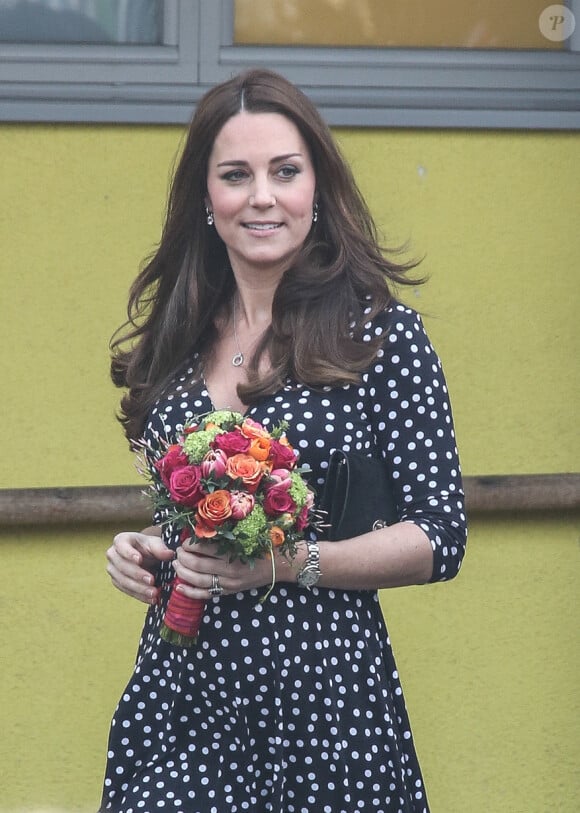 Kate Middleton, enceinte, le 18 mars 2015 à Londres.