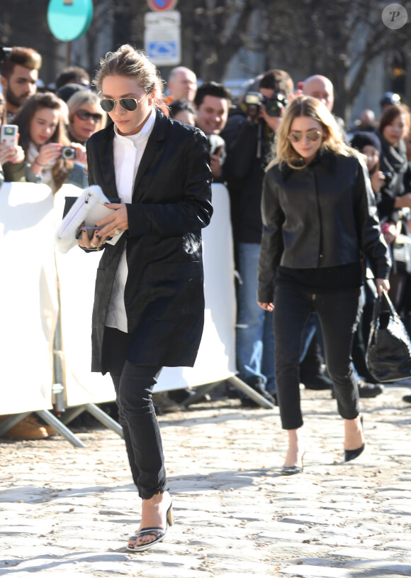 Mary-Kate et Ashley Olsen - Arrivées des people au défilé de mode, collection prêt-à-porter automne-hiver 2014/2015, "Louis Vuitton" à Paris. Le 5 mars 2014