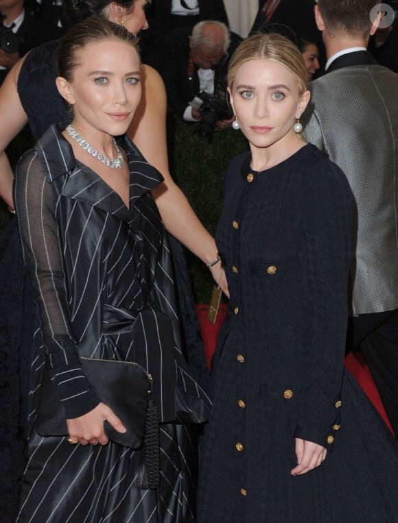 Les jumelles Mary-Kate et Ashley Olsen - Soirée du Met Ball / Costume Institute Gala 2014: "Charles James: Beyond Fashion" à New York, le 5 mai 2014.