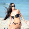 Exclusif - Lisa Opie craquante en bikini sur une plage de Miami, le 19 avril 2015.