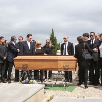 Obsèques de Richard Anthony : Sa famille effondrée pour un dernier adieu