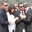 Sa deuxième épouse Sabine Anthony, Alexandre, Xavier et Cédric lors des obsèques de Richard Anthony, le vendredi 24 avril 2015, à Cabris (Alpes-Maritimes)